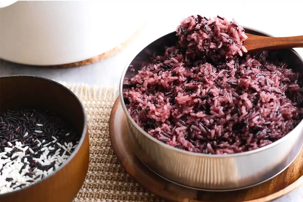AAU rolls out purple rice cookies & cakes made from Labanya variety